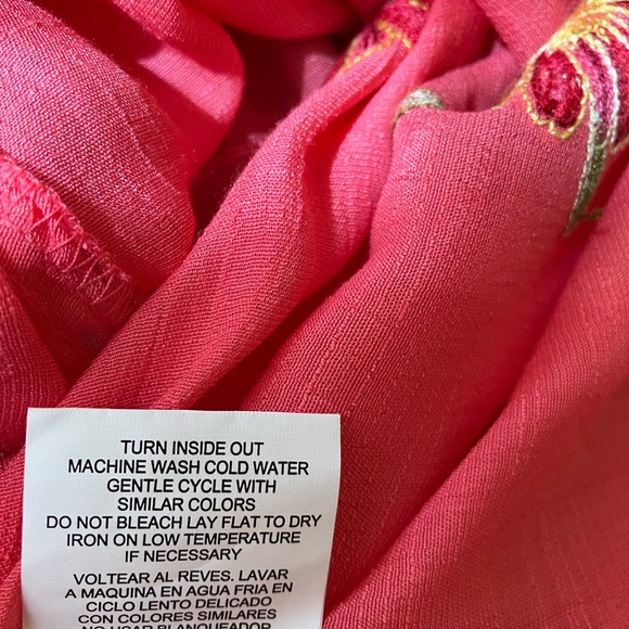 Plus size Figueroa&Flower tunic style blouse. - Picture 8 of 10